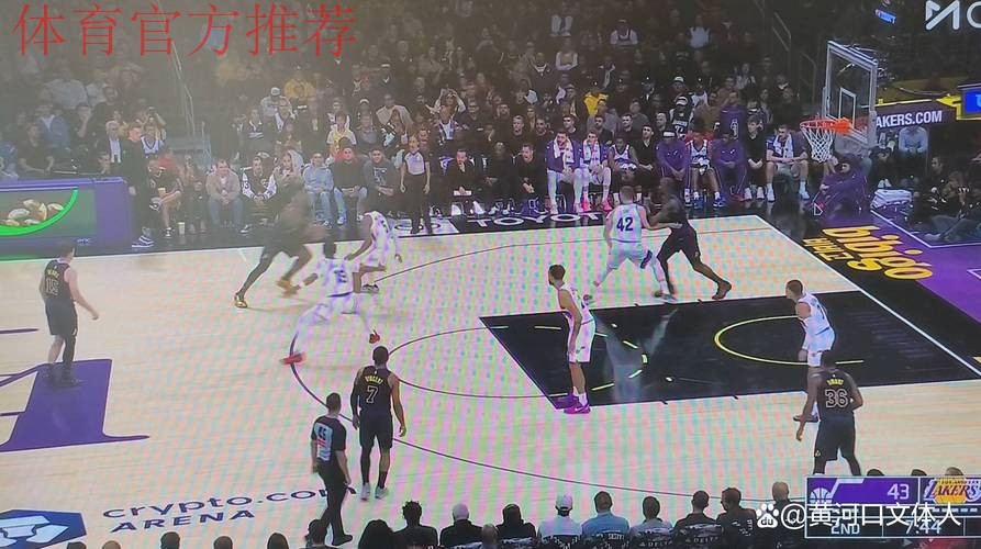 湖人140-125轻取爵士，詹姆斯首秀11+3+12救主，东契奇37分统治比赛